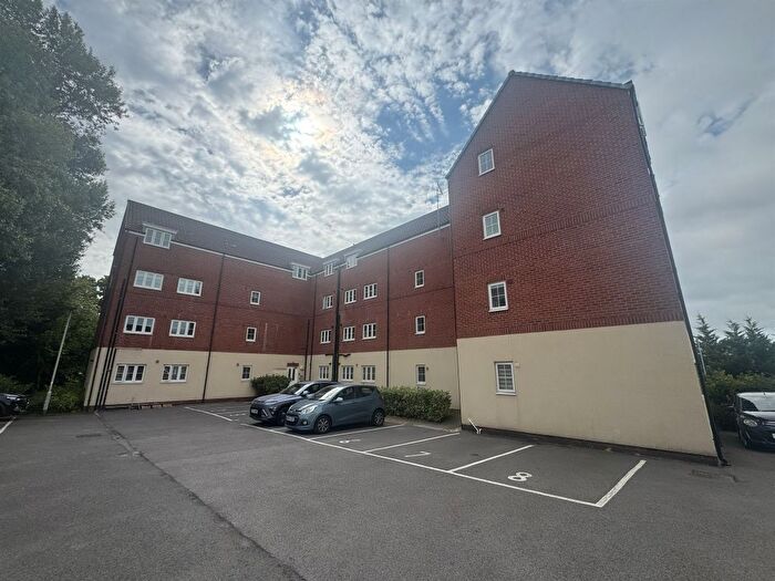 2 Bedroom Flat For Sale In Blaen Bran Close, Cwmbran, NP44