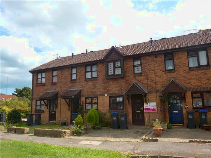 2 Bedroom House To Rent In Pilgrims Walk, Worthing, BN13