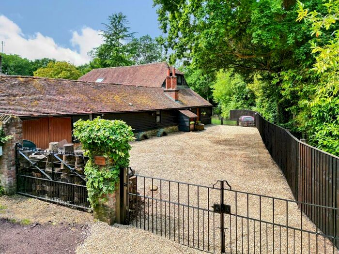 5 Bedroom Detached House To Rent In Fulfords Hill Itchingfield, RH13