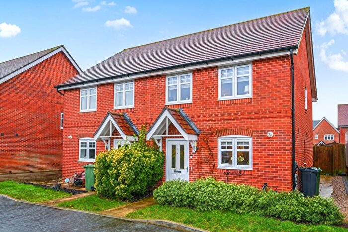 2 Bedroom Semi Detached House For Sale In Goldfinch Lane, Hellingly, BN27