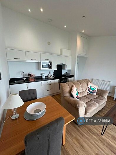 1 Bedroom Flat To Rent In Crabbers Wharf, Portland, DT5