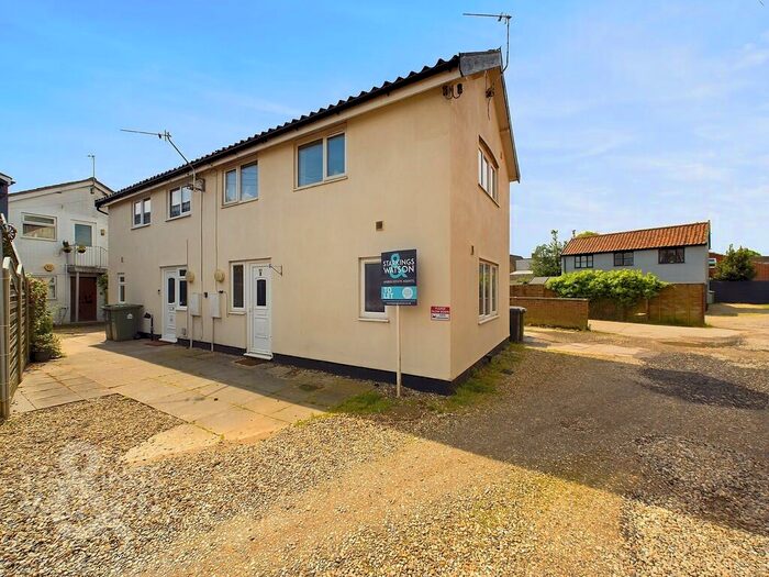 2 Bedroom End Of Terrace House To Rent In The Drift, Attleborough, NR17