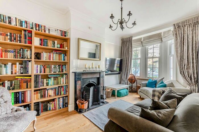 3 Bedroom Property To Rent In Fernlea Road, Mitcham, CR4