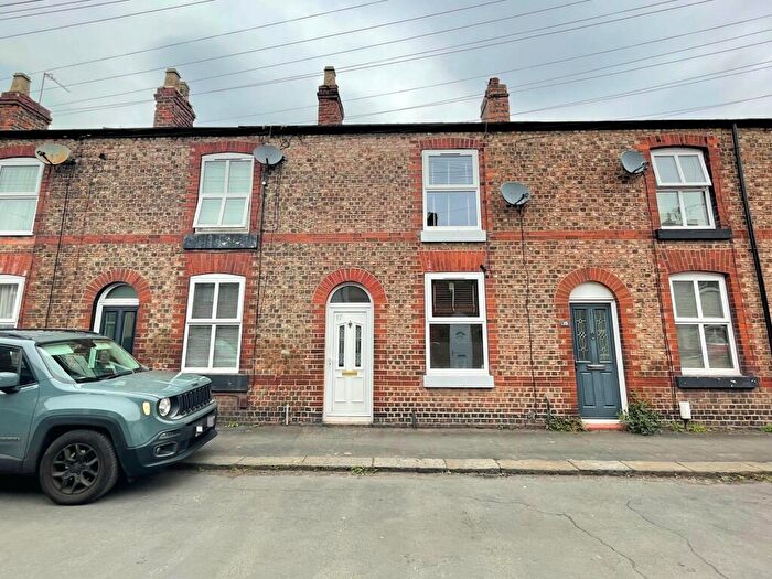 2 Bedroom Terraced House For Sale In Field Road, Sale, M33
