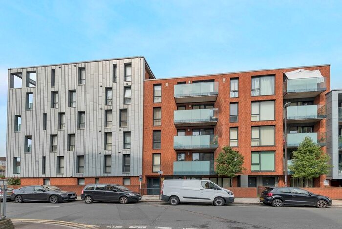 1 Bedroom Flat To Rent In Sherard Road, London, SE9