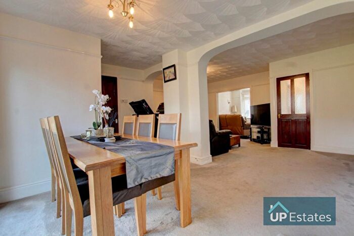 3 Bedroom End Of Terrace House For Sale In Hermitage Road, Poets Corner, Wyken, Coventry, CV2