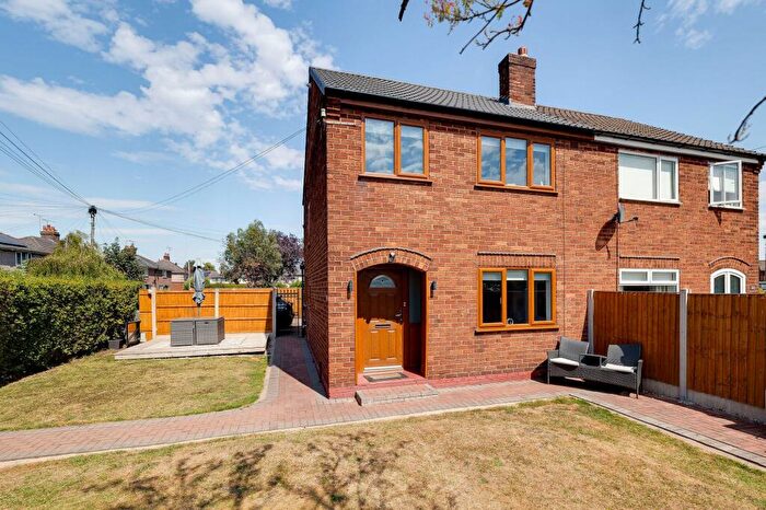 3 Bedroom Semi Detached House For Sale In Cedar Grove, Hoole, CH2