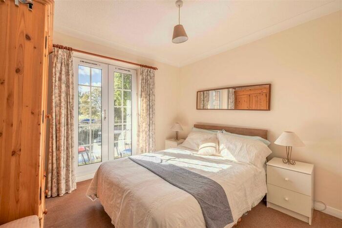 7 Bedroom House For Sale In Warfield, Bracknell, RG42