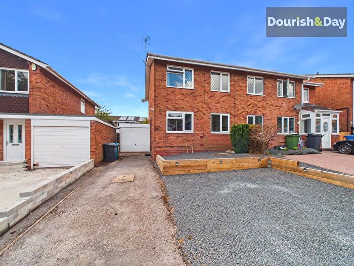 3 Bedroom Semi-detached House For Sale In Wulfric Close, Penkridge, ST19
