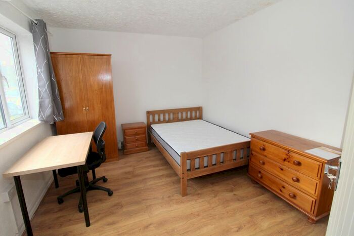 4 Bedroom Terraced House To Rent In Prior Deram Walk, Coventry, West Midlands, CV4