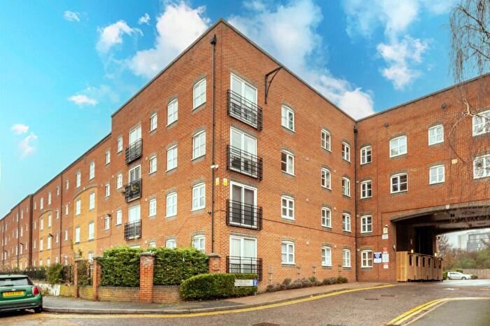 2 Bedroom Flat For Sale In Otter Close, Stratford, London, E15