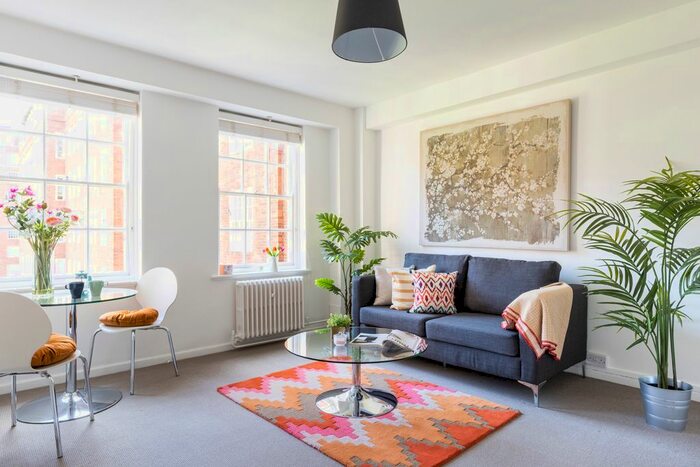 1 Bedroom Flat To Rent In Dolphin Square, Chichester Street, London, SW1V