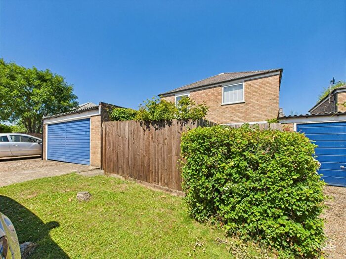 4 Bedroom Detached House To Rent In Viney Bank, Court Wood Lane, Croydon, CR0