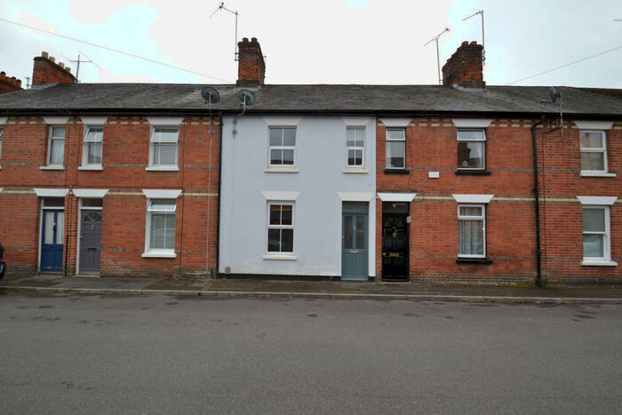 2 Bedroom Terraced House To Rent In York Road Newbury, RG14
