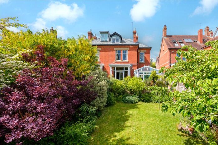 5 Bedroom Semi Detached House For Sale In The Avenue, Sherborne, Dorset, DT9