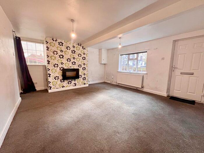 2 Bedroom Detached House For Sale In Goosehouse Green, Romiley, SK6