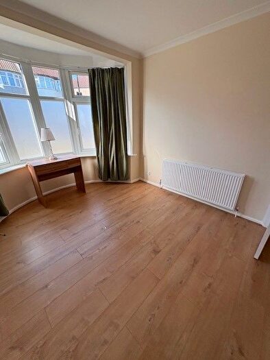 3 Bedroom Terraced House To Rent In Horsenden Crescent, Greenford, UB6