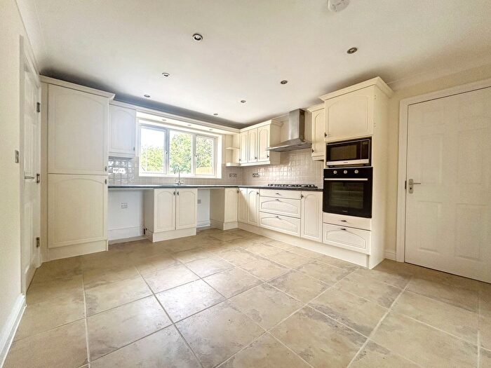 5 Bedroom Detached House For Sale In Bowlers Green, Martens Road, Swindon, SN6