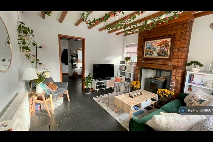 2 Bedroom Semi-Detached House To Rent In Main Road, Shavington, Crewe, CW2