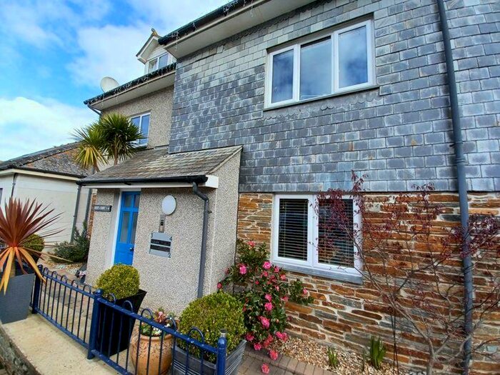 2 Bedroom Flat To Rent In River Street, Mevagissey, PL26