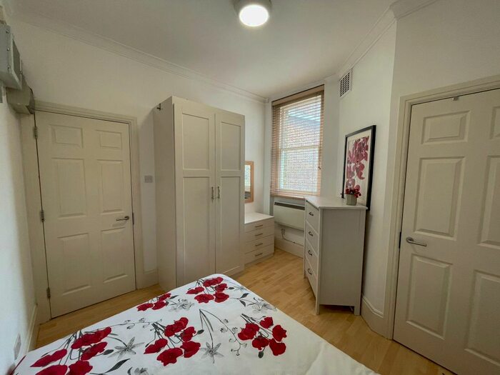 1 Bedroom Flat To Rent In White Horse Street, London, W1J