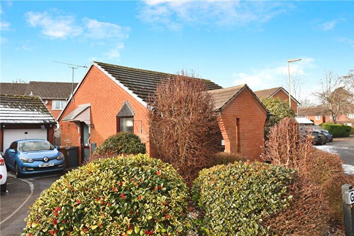 2 Bedroom Bungalow For Sale In Greenwood Close, Romsey, Hampshire, SO51