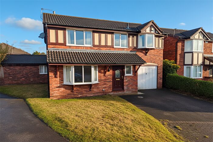 4 Bedroom Detached House For Sale In Teddington Close, Appleton, Warrington, WA4