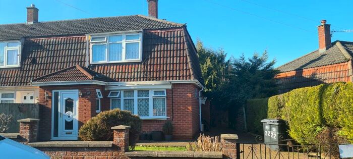 3 Bedroom House To Rent In Vowell Close, Bristol, BS13