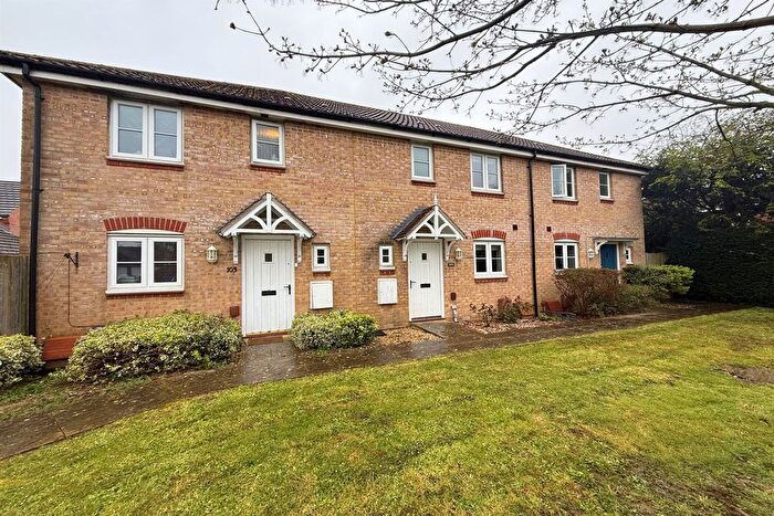 3 Bedroom Terraced House To Rent In Baxendale Road, Chichester, West Sussex, PO19