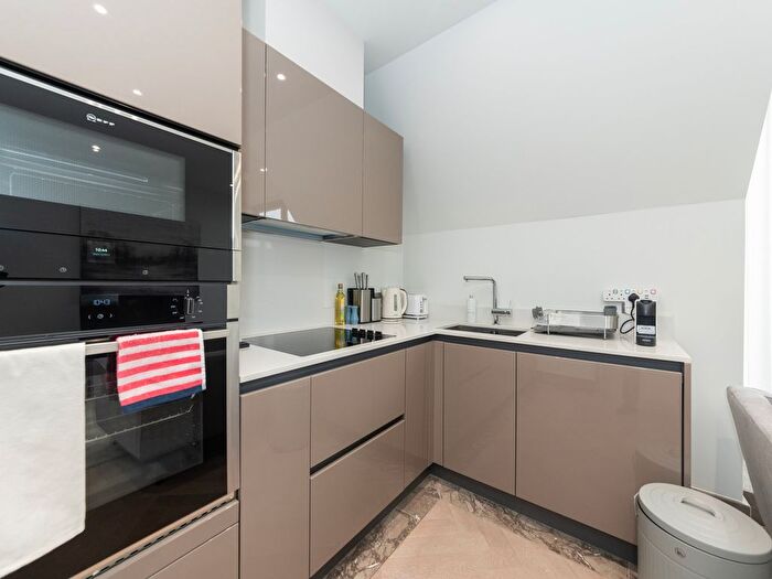 1 Bedroom Flat To Rent In Duke Street, Reading, RG1