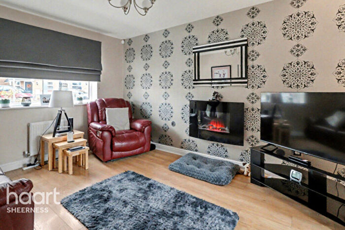 3 Bedroom Detached House For Sale In Cliffhouse Avenue., Minster, ME12