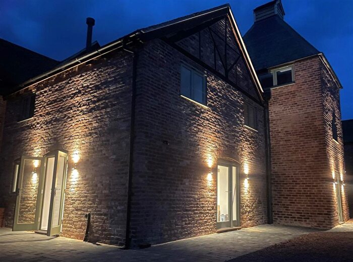 4 Bedroom Barn Conversion For Sale In The Old Oast House, Burford, WR15