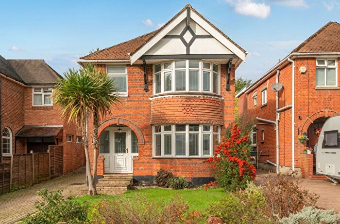 3 Bedroom Detached House For Sale In Glenfield Avenue, Bitterne, Southampton, Hampshire, SO18
