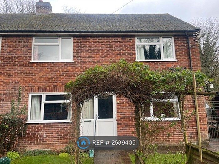 3 Bedroom Semi Detached House To Rent In Pippin Avenue, Bridge, Canterbury, CT4