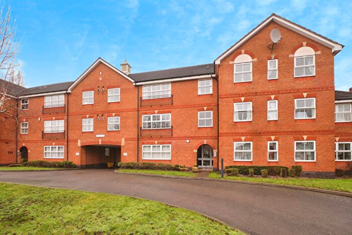 2 Bedroom Flat For Sale In Newton Road, Great Barr, Birmingham, B43