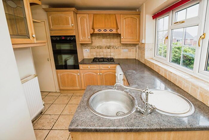 3 Bedroom Bungalow For Sale In Maple Close, Gresford, Wrexham, LL12