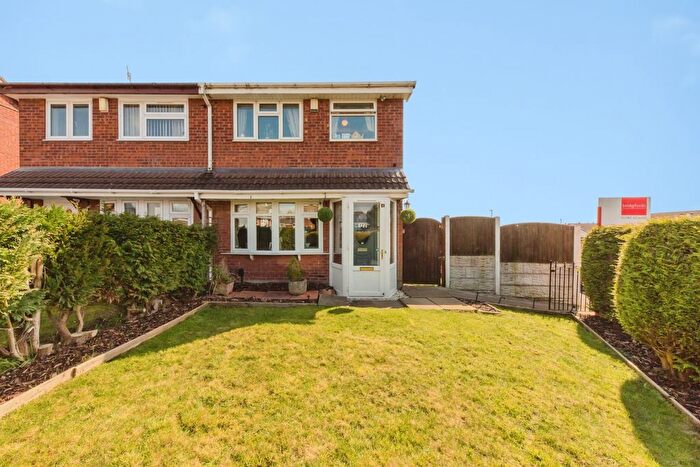 3 Bedroom Semi Detached House For Sale In Rachel Grove, Stoke-On-Trent, Staffordshire, ST4