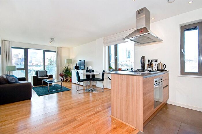 2 Bedroom Apartment To Rent In Fletcher Street, E1