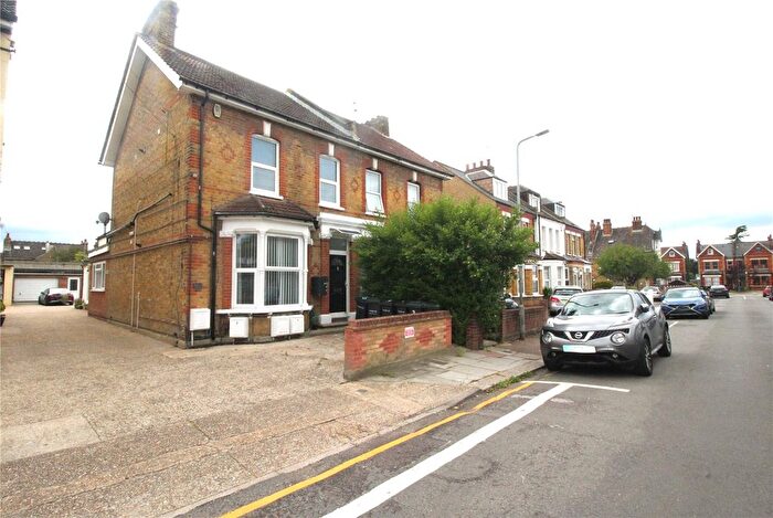 1 Bedroom Flat To Rent In Kent Road, Gravesend, DA11