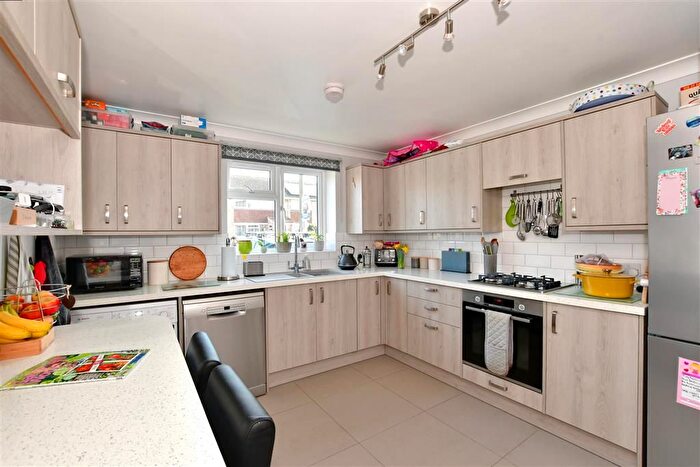 3 Bedroom End Of Terrace House For Sale In Sychem Place, Five Oak Green, Tonbridge, Kent, TN12