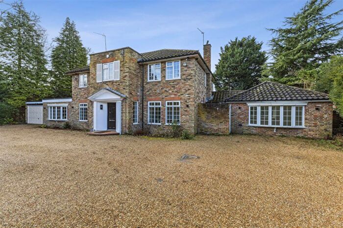 4 Bedroom Detached House To Rent In Greenways Drive, Sunningdale, Ascot, SL5