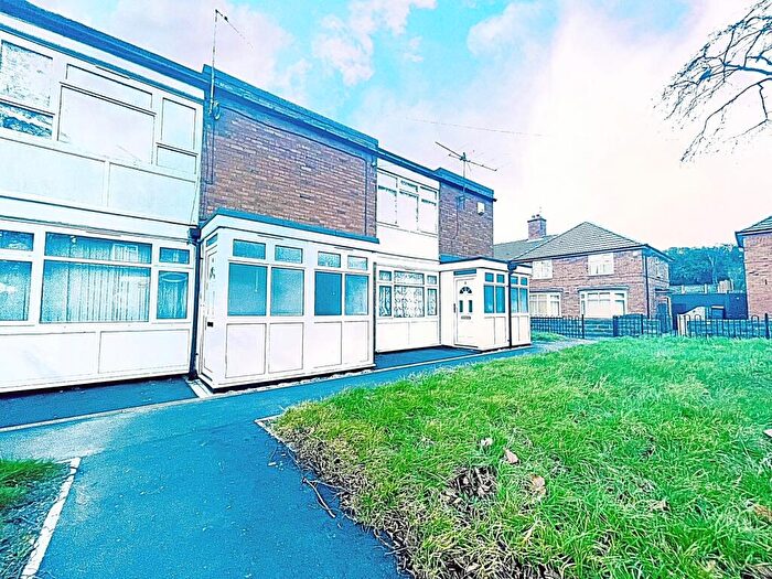 1 Bedroom Flat To Rent In Grant Close, West Bromwich, B71