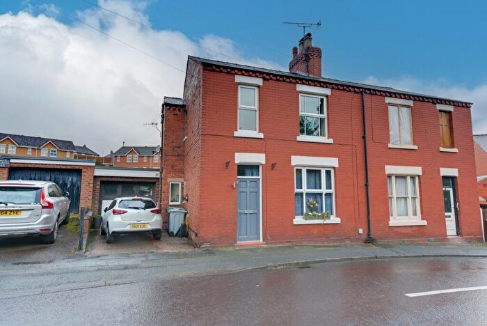3 Bedroom Semi Detached House For Sale In Townsend Road, Congleton, CW12