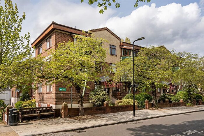 1 Bedroom Flat For Sale In Greville Place, St Johns Wood, NW6