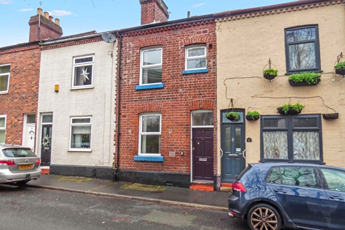 3 Bedroom Terraced House For Sale In Egerton Street, Runcorn, WA7