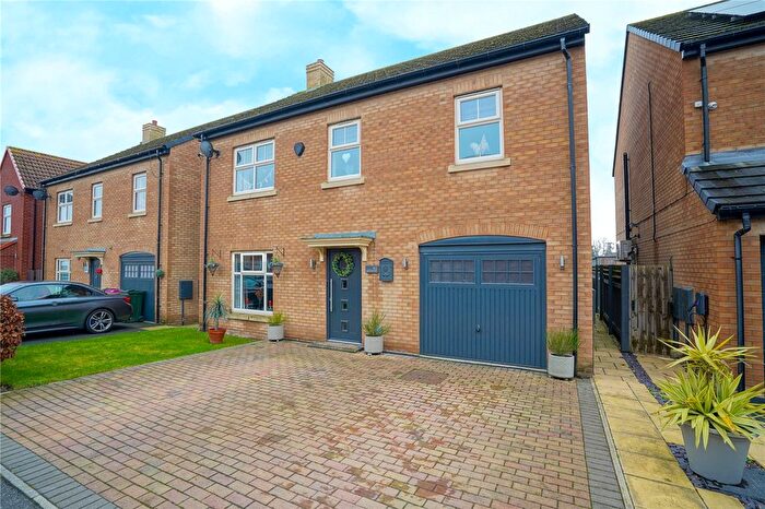 4 Bedroom Detached House For Sale In Melhaven Way, Wickersley, Rotherham, South Yorkshire, S66