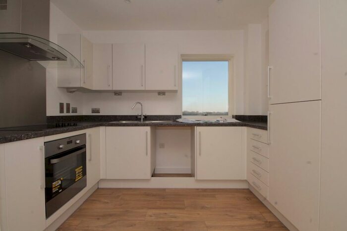 1 Bedroom Flat To Rent In Bawley Court, Atlantis Avenue, Royal Docks, London E16