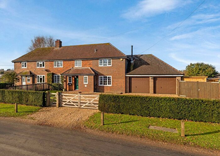 4 Bedroom Semi Detached House For Sale In Holt End Lane, Bentworth, GU34