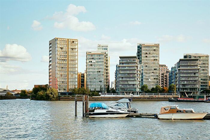 3 Bedroom Flat To Rent In Riverside Quarter, Wandsworth, SW18