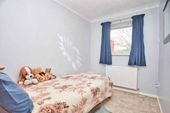 3 Bedroom Detached Bungalow For Sale In Vicarage Lane, Sholden, CT14